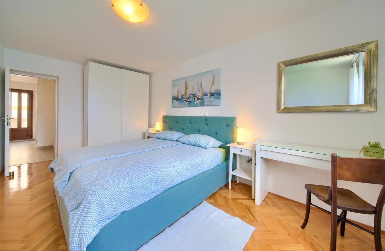 Apartment Frane บัชกา ภายนอก รูปภาพ